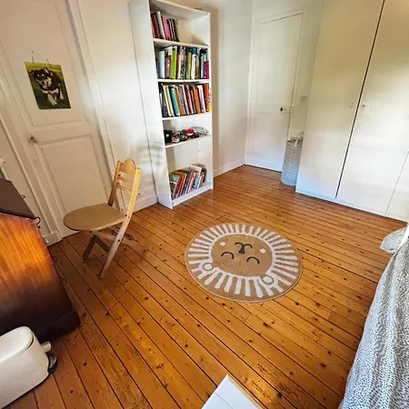 Hébergement de vacances Grande Maison Proche Gare Entre Paris Et *